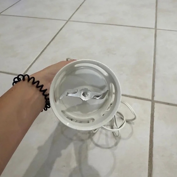 Braun White and Green Hand Blender - Picture 3 of 3